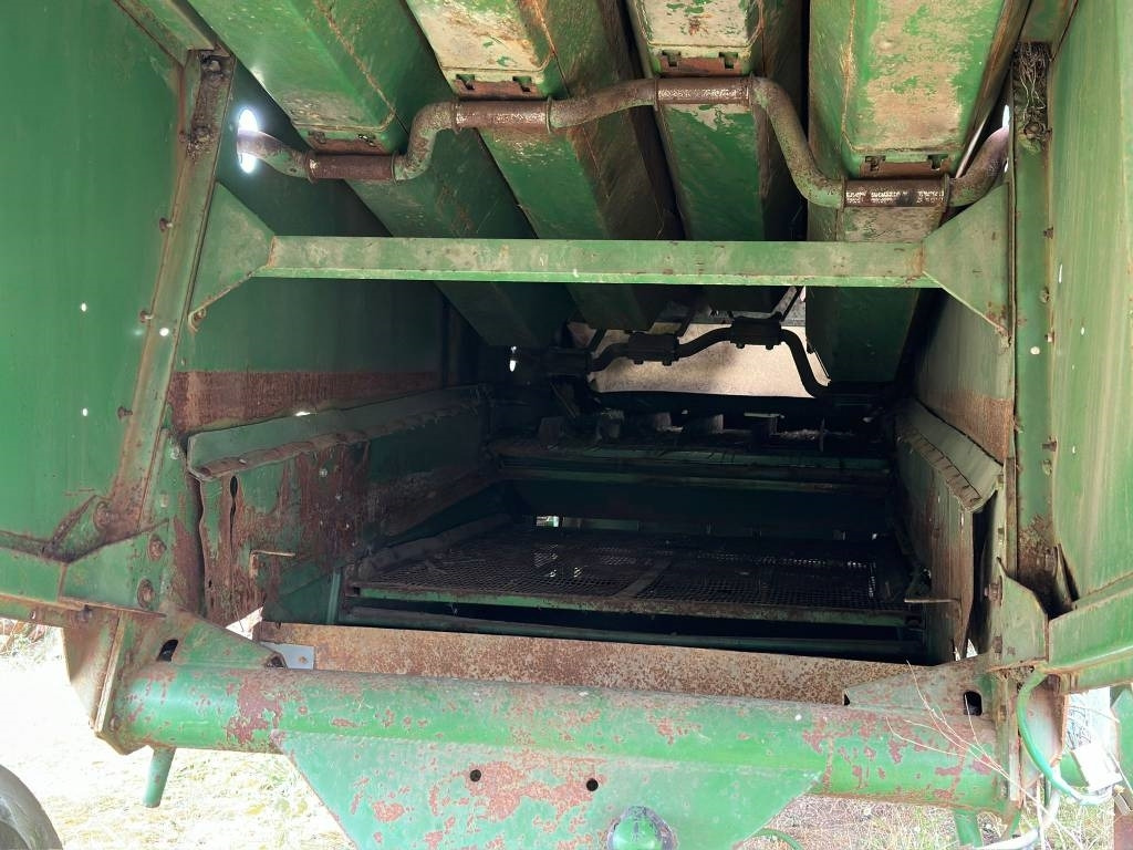 John Deere 952 FOR PARTS - Mähdrescher: das Bild 4 John Deere 952 FOR PARTS - Mähdrescher: das Bild 4