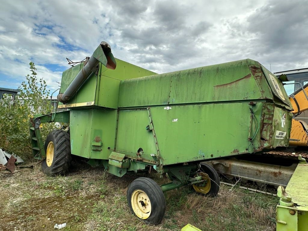 John Deere 952 FOR PARTS - Mähdrescher: das Bild 5 John Deere 952 FOR PARTS - Mähdrescher: das Bild 5