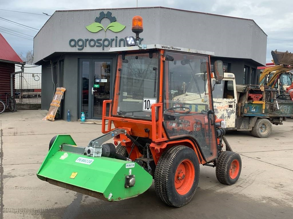 Kubota B 4200 - Traktor: das Bild 4 Kubota B 4200 - Traktor: das Bild 4