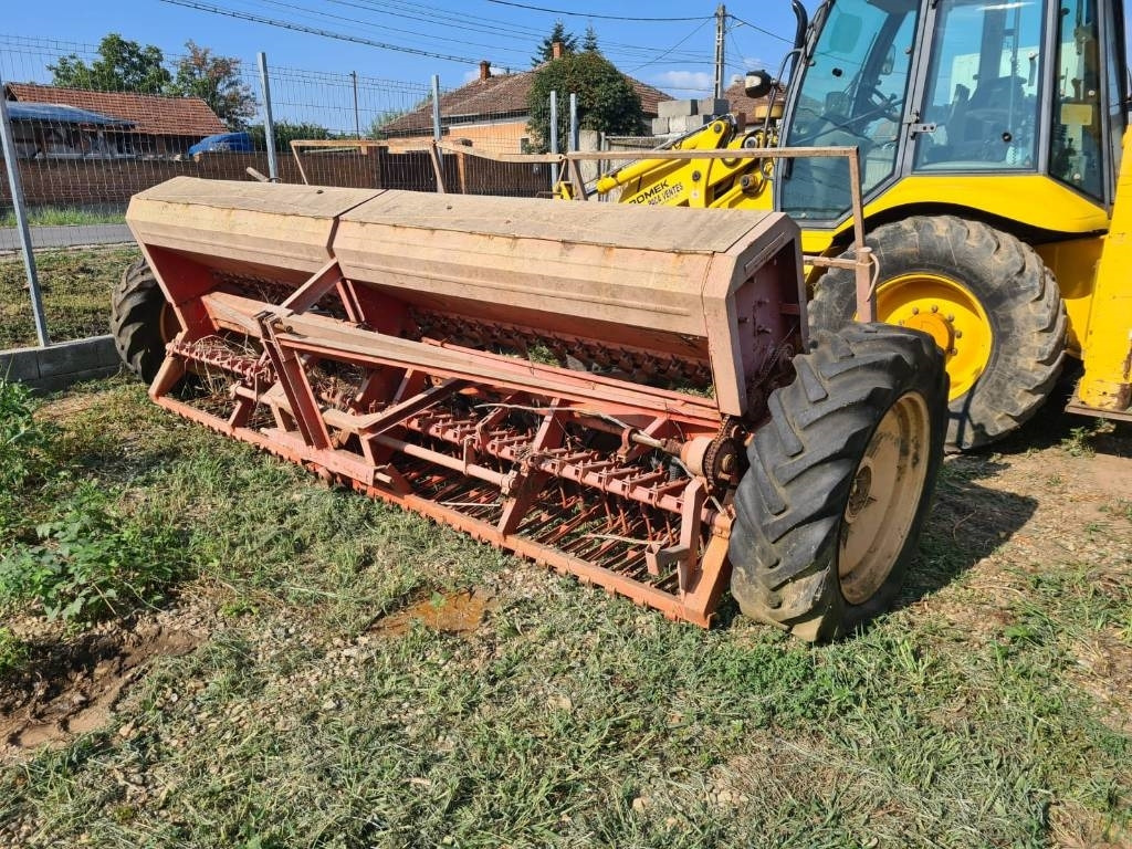 Kuhn 4M - Säkombination: das Bild 1 Kuhn 4M - Säkombination: das Bild 1