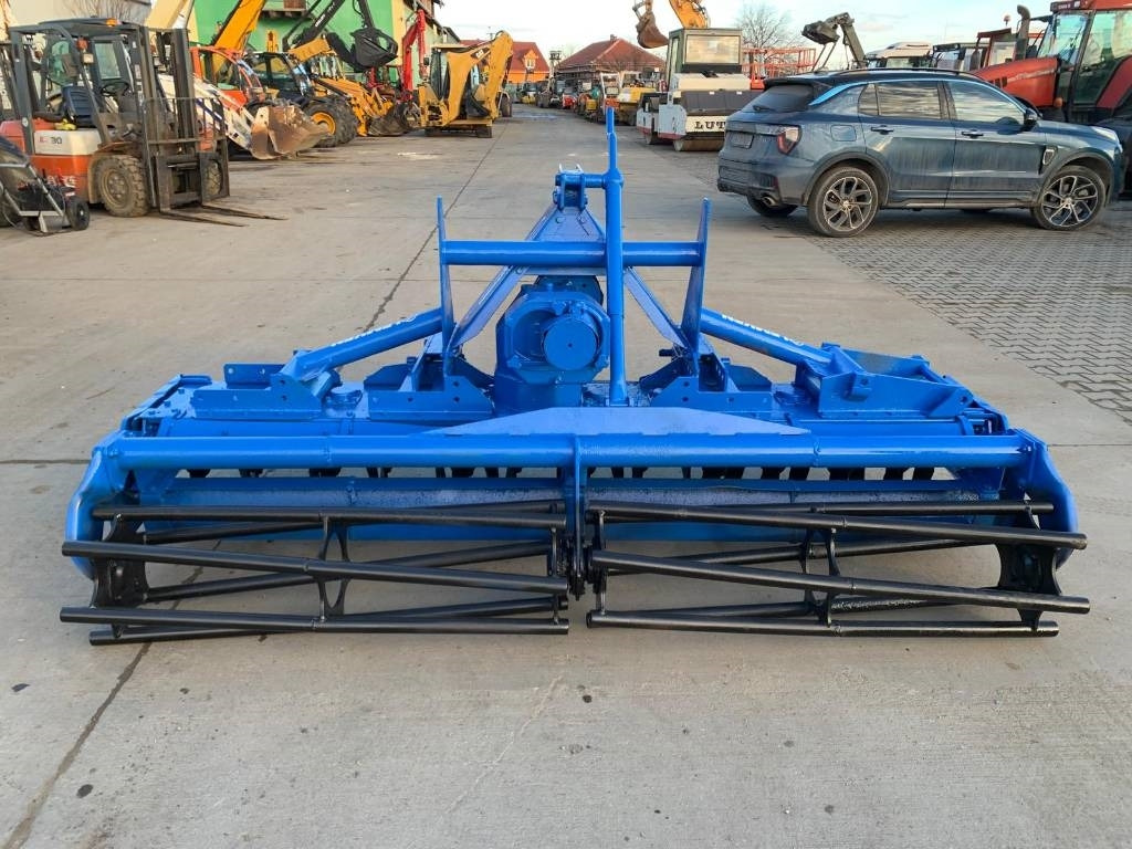 Lemken 2.5 - Kreiselegge: das Bild 2 Lemken 2.5 - Kreiselegge: das Bild 2