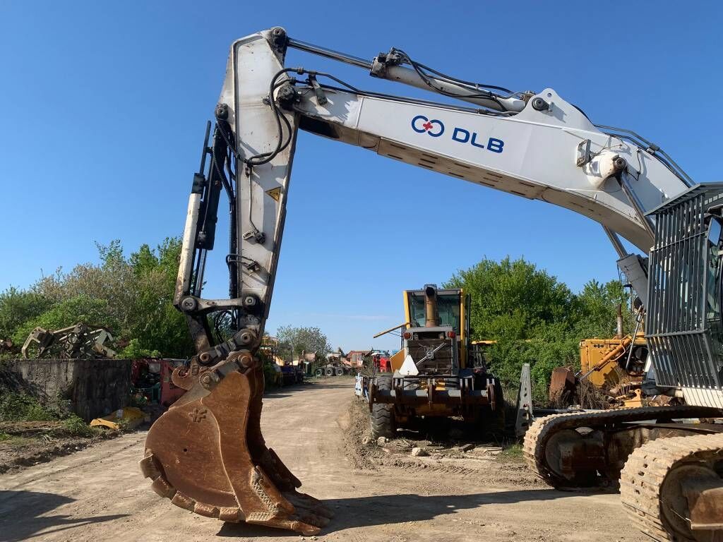 Liebherr R 936 LC Liebherr R 936 LC - Kettenbagger: das Bild 4 Liebherr R 936 LC Liebherr R 936 LC - Kettenbagger: das Bild 4