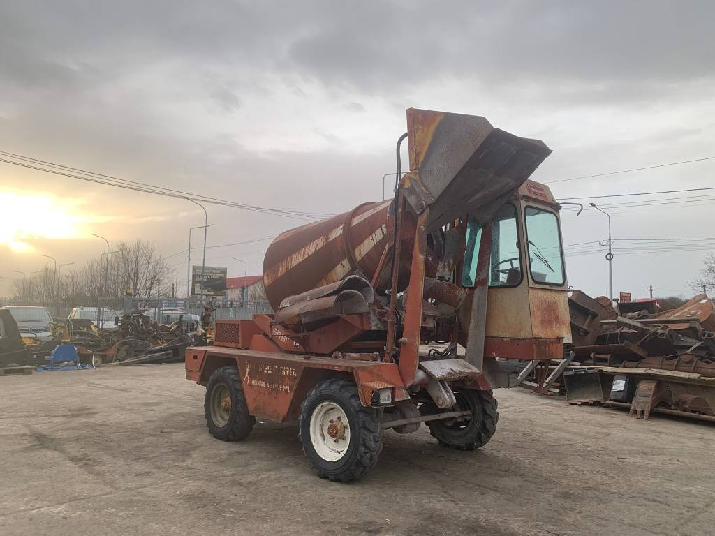 Messersi P2-R4 - Fahrmischer: das Bild 1 Messersi P2-R4 - Fahrmischer: das Bild 1