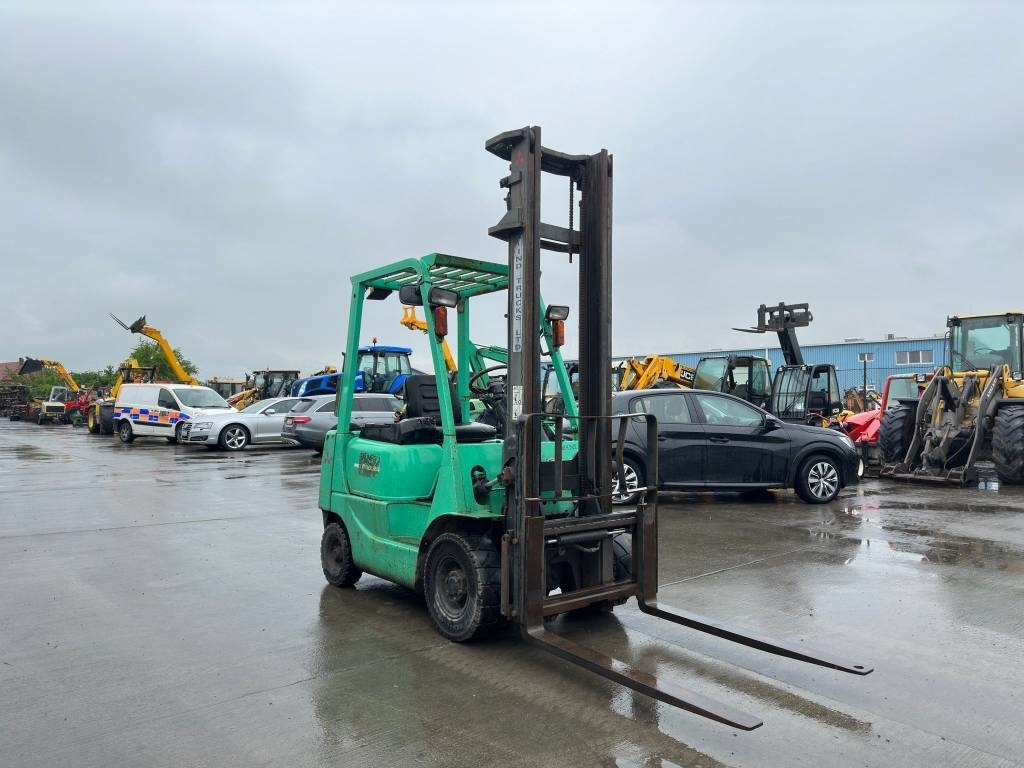 Mitsubishi FD15 - Dieselstapler: das Bild 2 Mitsubishi FD15 - Dieselstapler: das Bild 2