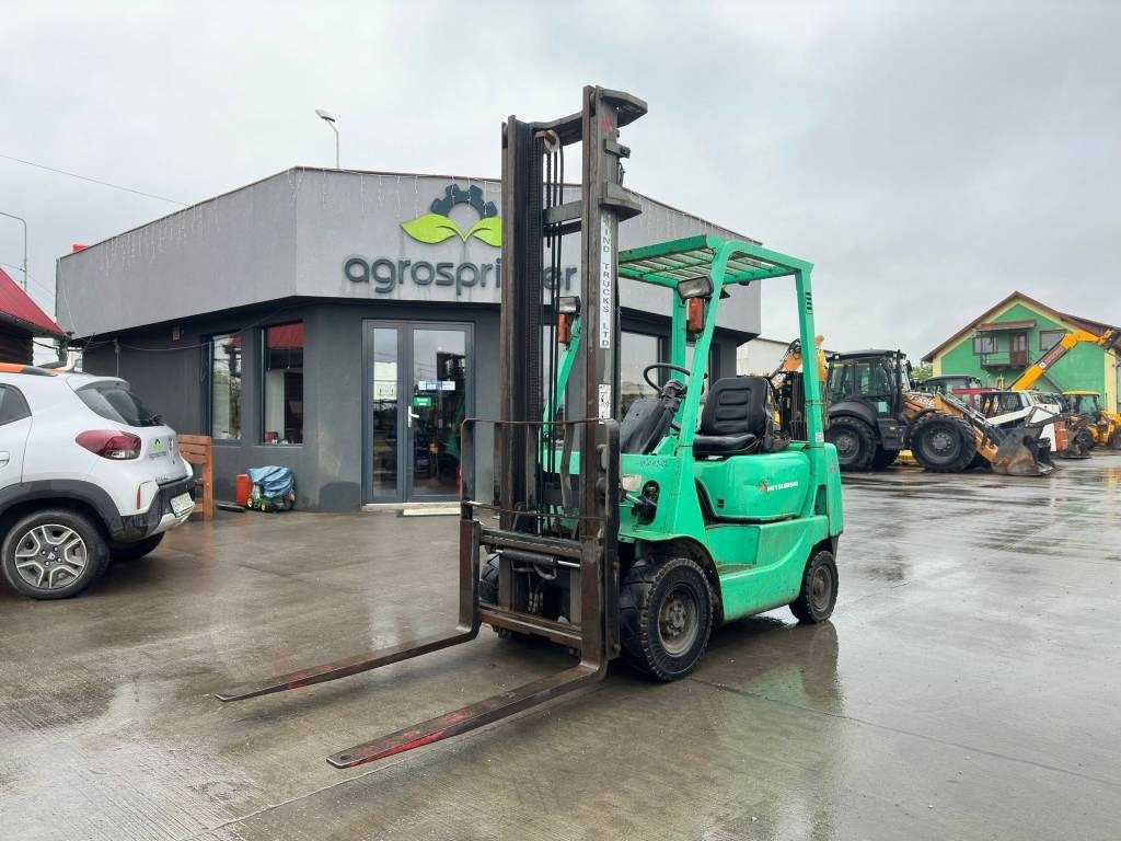 Mitsubishi FD15 - Dieselstapler: das Bild 1 Mitsubishi FD15 - Dieselstapler: das Bild 1