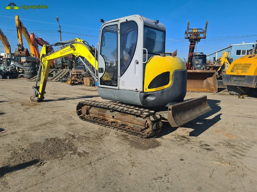 Neuson 6003 - Minibagger: das Bild 3 Neuson 6003 - Minibagger: das Bild 3
