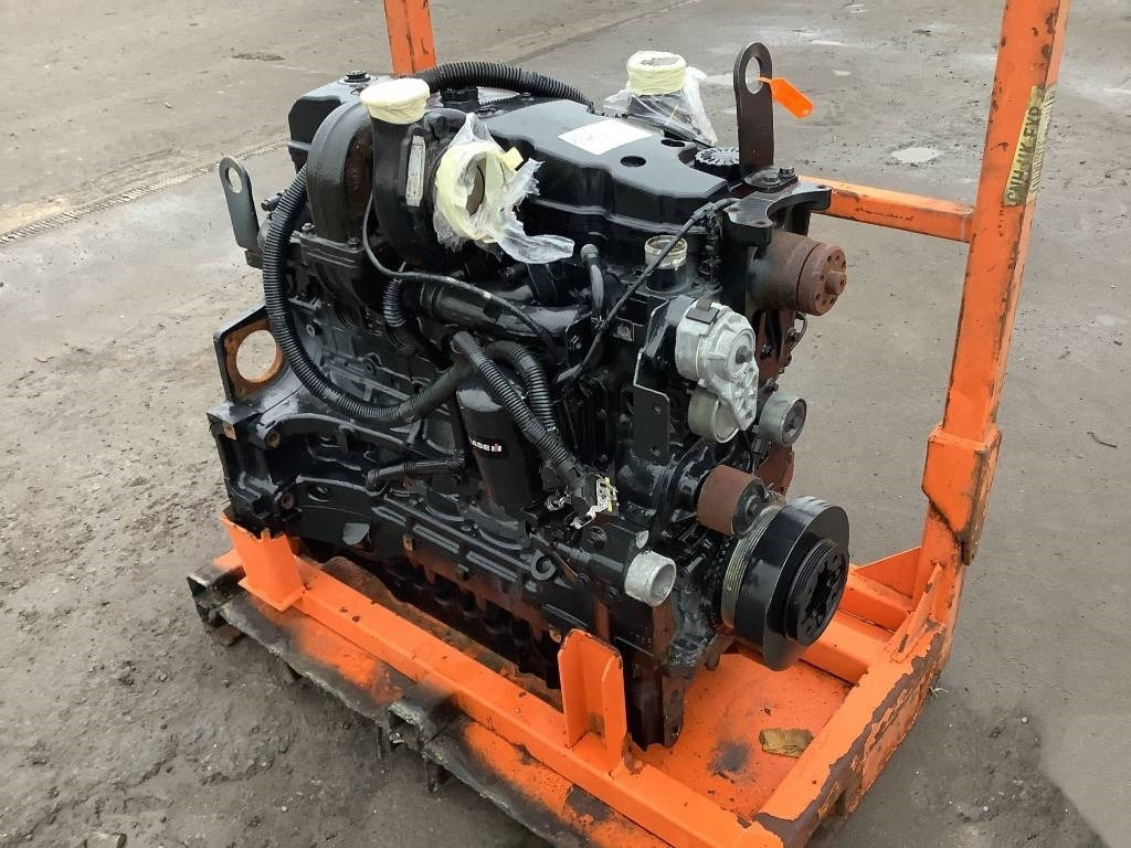 New Holland F4DFE613J*A0002 - Motor für Baumaschine: das Bild 1 New Holland F4DFE613J*A0002 - Motor für Baumaschine: das Bild 1