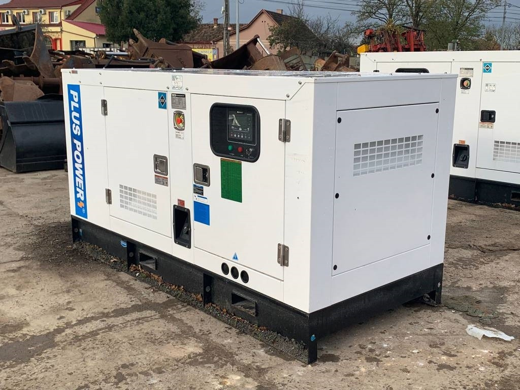 Plus Power GF2-100 - Stromgenerator: das Bild 3 Plus Power GF2-100 - Stromgenerator: das Bild 3