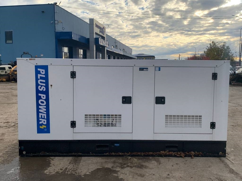 Plus Power GF2-180 - Stromgenerator: das Bild 2 Plus Power GF2-180 - Stromgenerator: das Bild 2