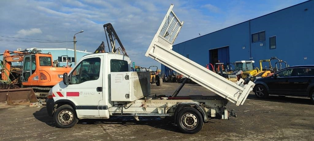 Renault Master 120 - Kipper: das Bild 3 Renault Master 120 - Kipper: das Bild 3