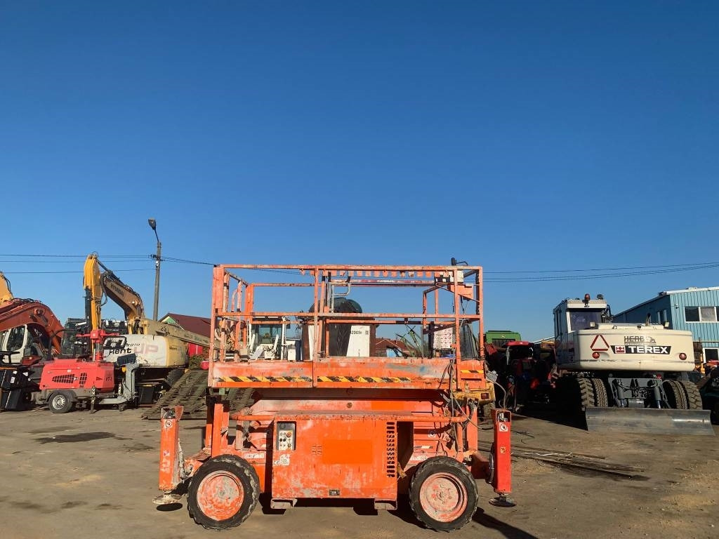 SkyJack SJ 6832 RT - Scherenbühne: das Bild 3 SkyJack SJ 6832 RT - Scherenbühne: das Bild 3