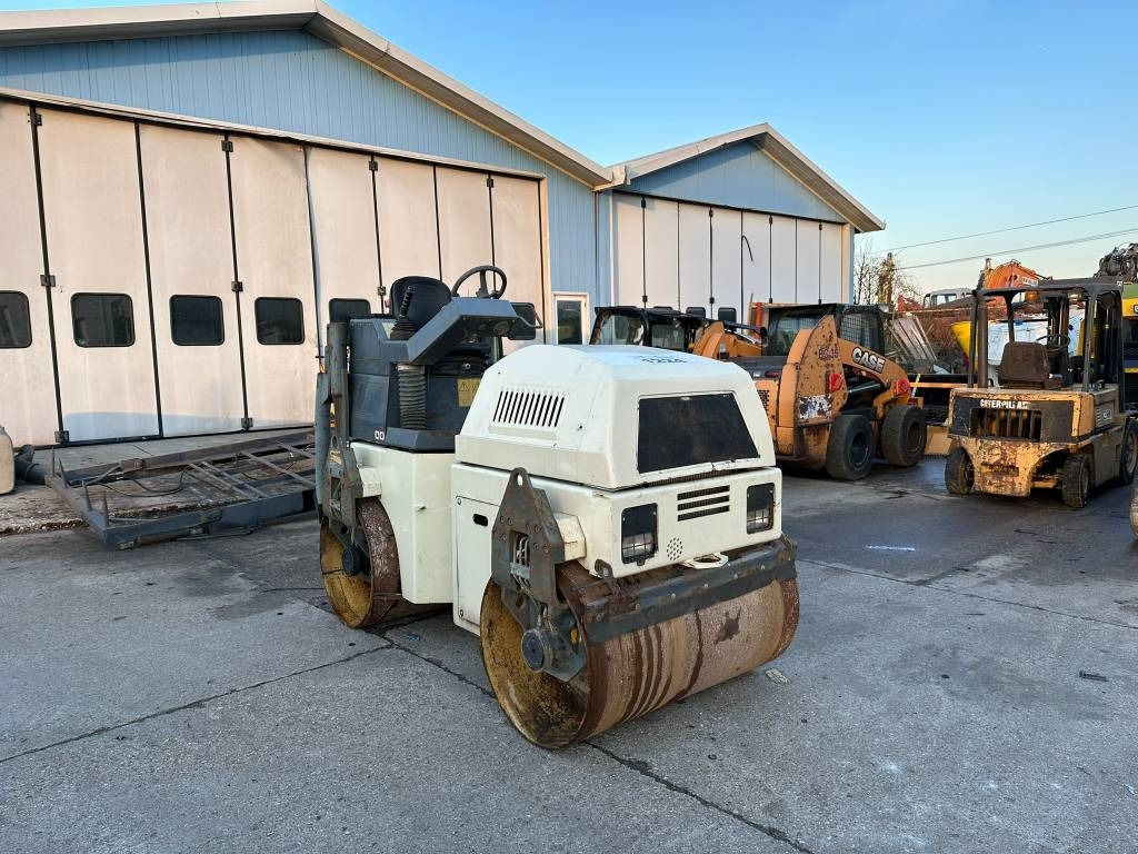 Terex TV1200 - Straßenwalze: das Bild 2 Terex TV1200 - Straßenwalze: das Bild 2