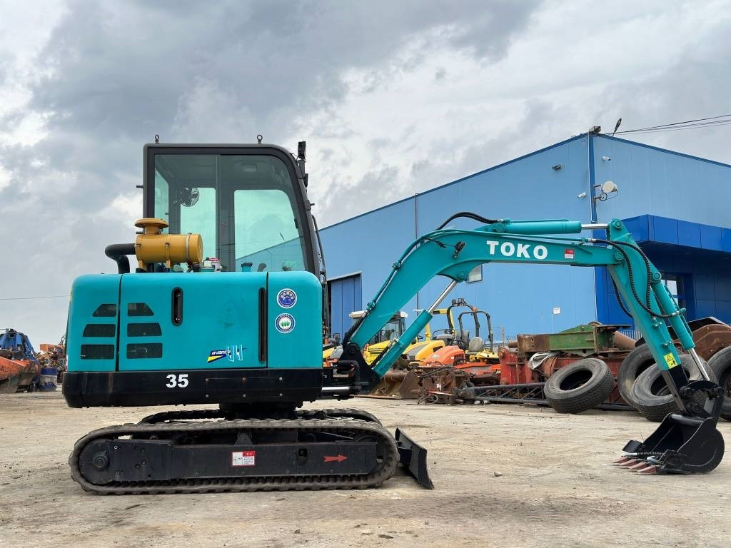 Toko 35 - Minibagger: das Bild 5 Toko 35 - Minibagger: das Bild 5