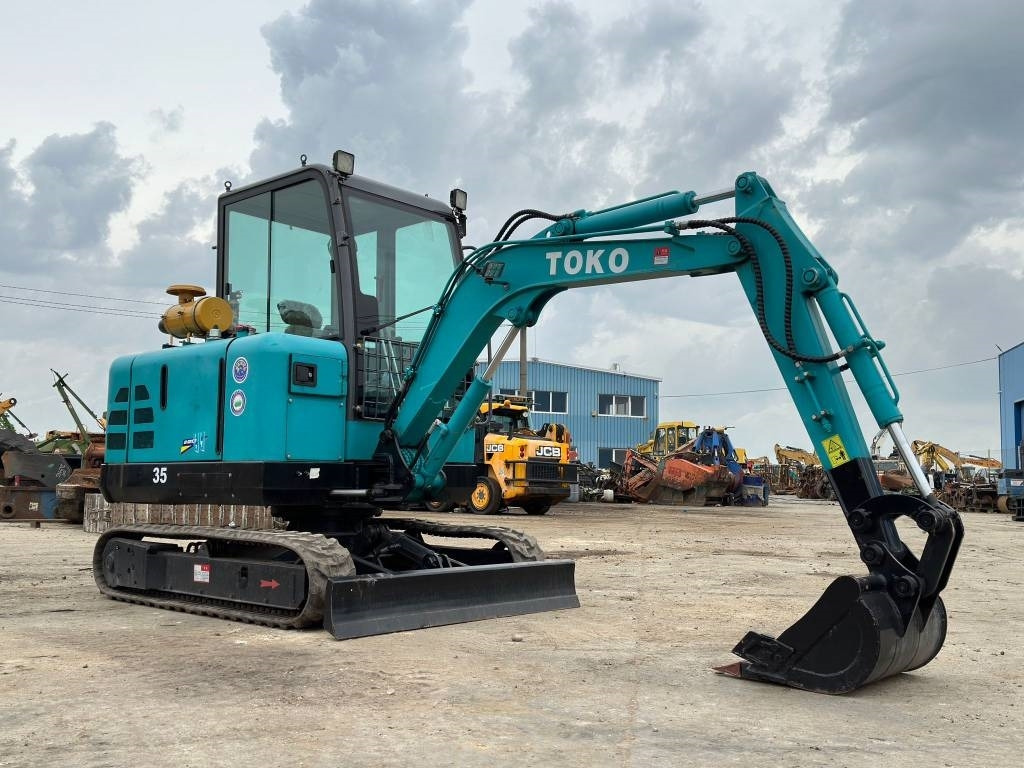 Toko 35 - Minibagger: das Bild 4 Toko 35 - Minibagger: das Bild 4