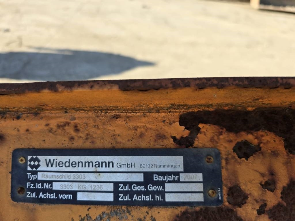 Wiedenmann Raumschild 3303 Snow Blade - Planierschild: das Bild 3 Wiedenmann Raumschild 3303 Snow Blade - Planierschild: das Bild 3