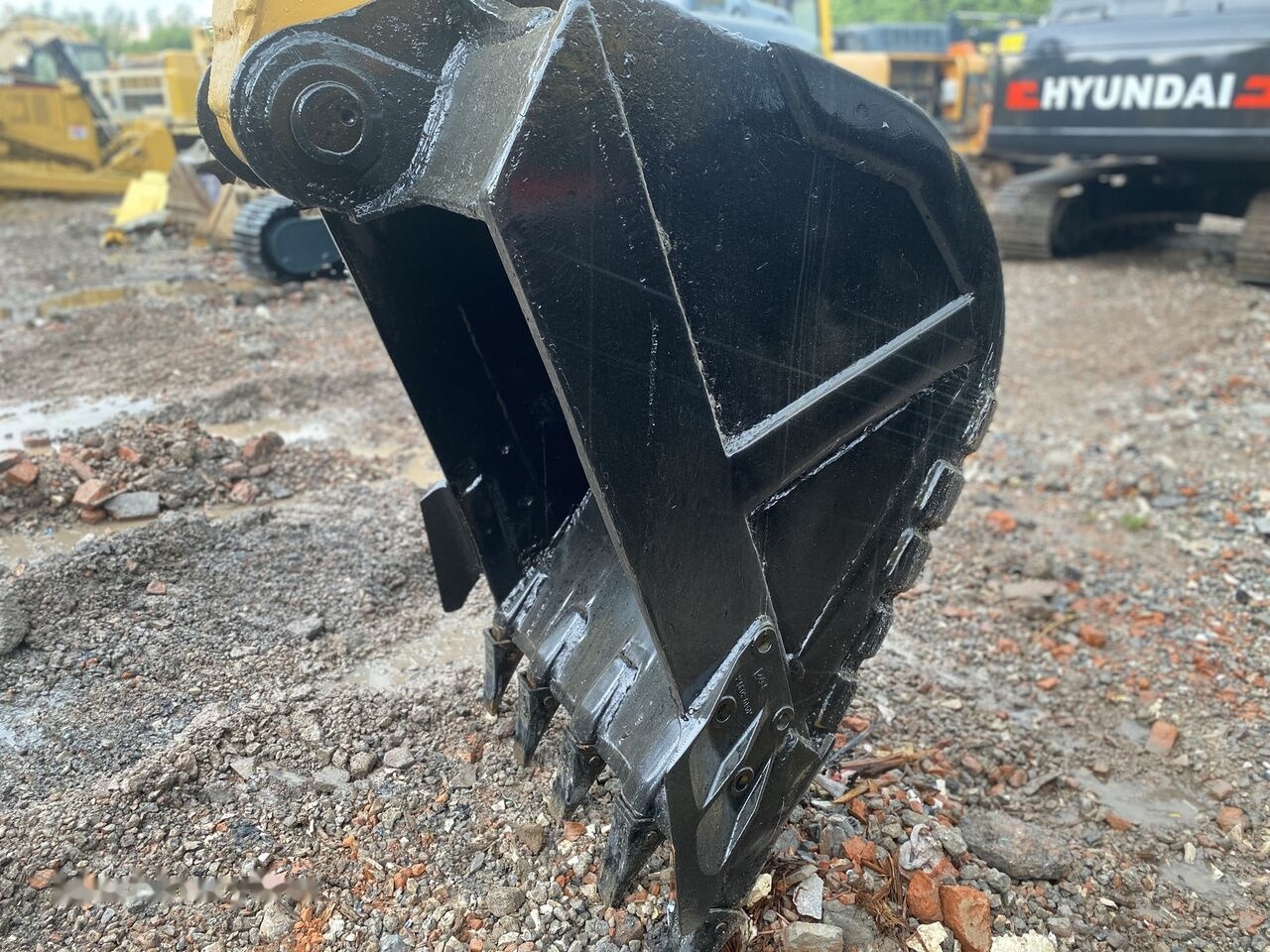 Caterpillar 320CL - Kettenbagger: das Bild 5 Caterpillar 320CL - Kettenbagger: das Bild 5