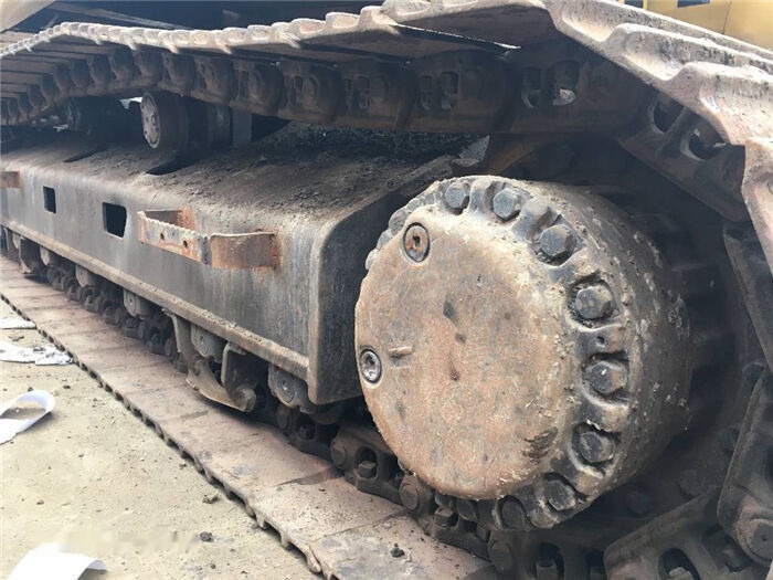Caterpillar 325DL - Kettenbagger: das Bild 2 Caterpillar 325DL - Kettenbagger: das Bild 2