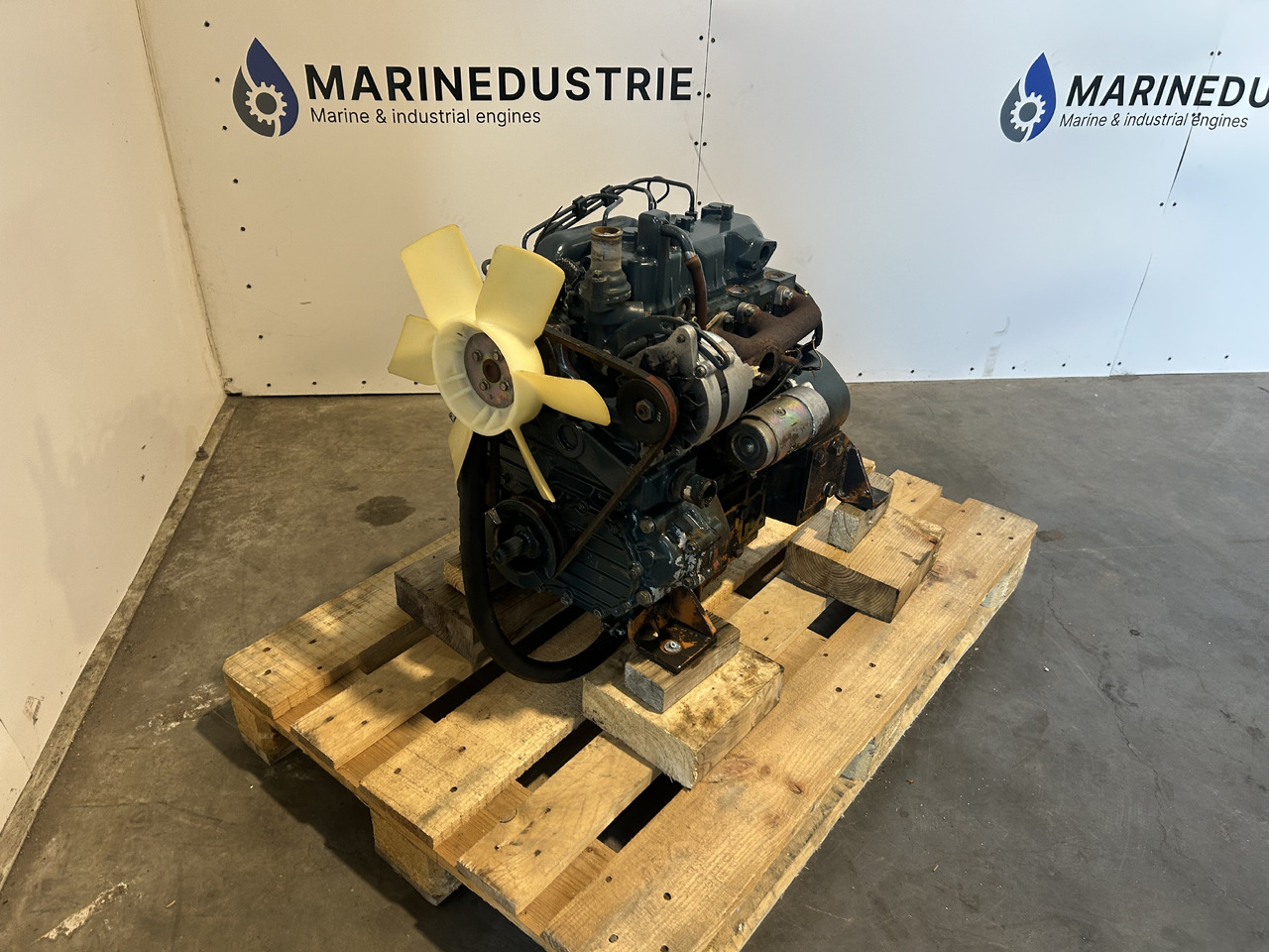 Kubota D1102 - Motor für Straßenwalze: das Bild 1 Kubota D1102 - Motor für Straßenwalze: das Bild 1