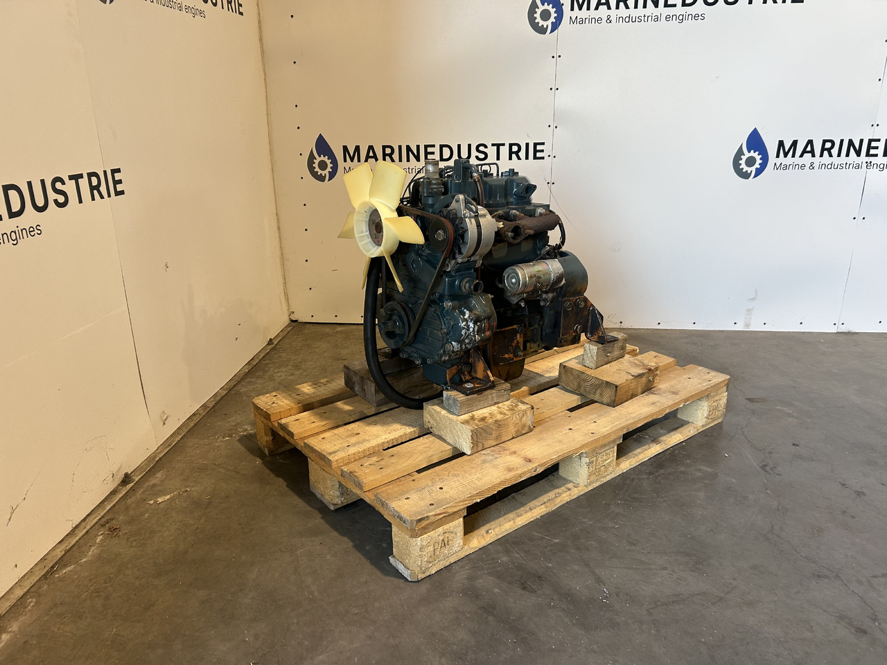 Kubota D1102 - Motor für Straßenwalze: das Bild 2 Kubota D1102 - Motor für Straßenwalze: das Bild 2