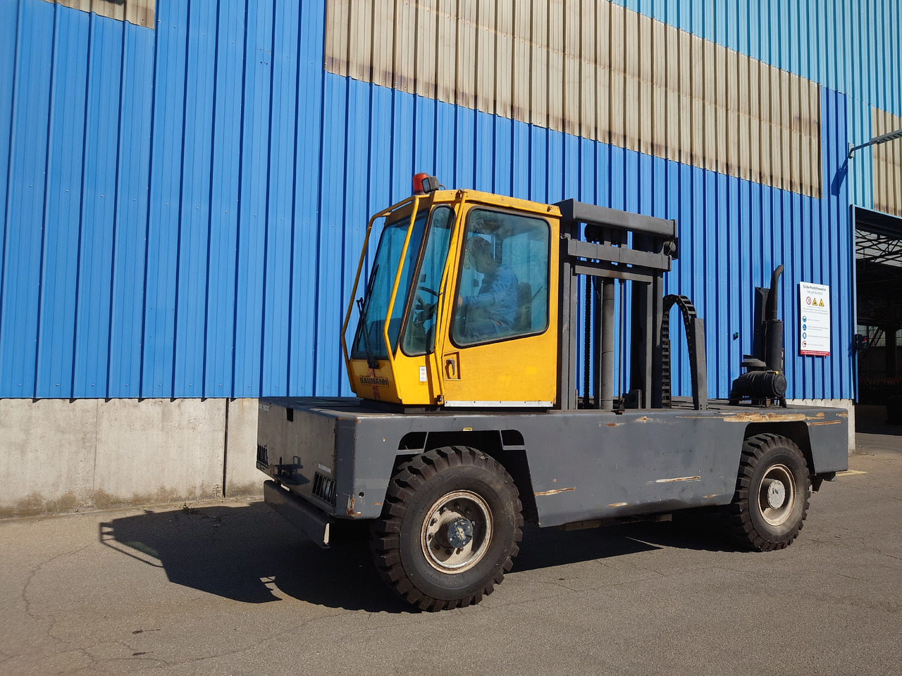 BAUMANN GX100 - Seitenstapler: das Bild 2 BAUMANN GX100 - Seitenstapler: das Bild 2