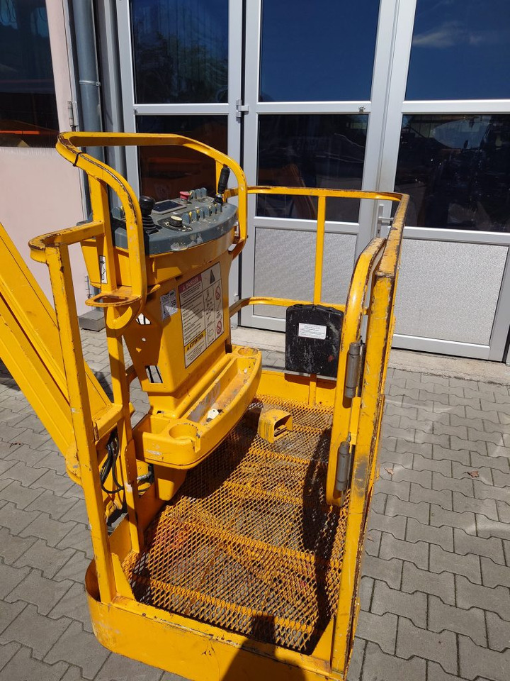 JLG M450AJ - Gelenkarmbühne: das Bild 3 JLG M450AJ - Gelenkarmbühne: das Bild 3