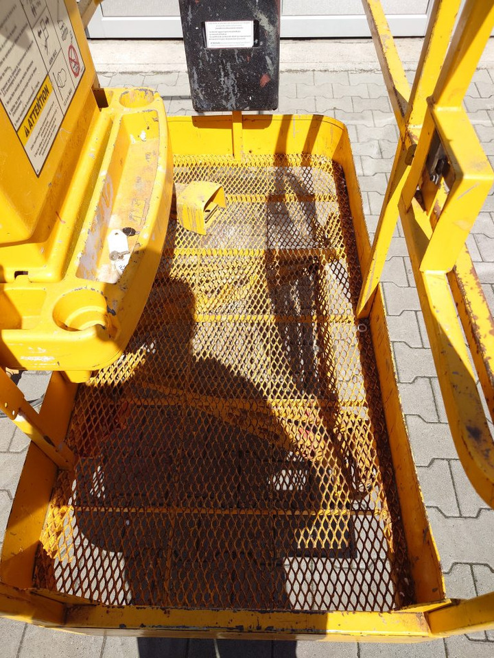 JLG M450AJ - Gelenkarmbühne: das Bild 4 JLG M450AJ - Gelenkarmbühne: das Bild 4