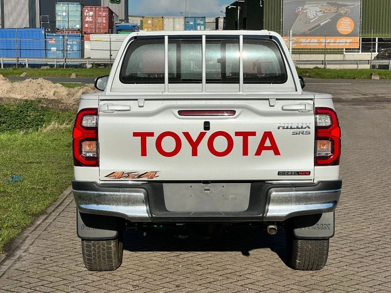 Toyota Hilux GLX SR5 4x4 - 2 UNITS IN STOCK - 2.4 D Double Cab - EURO 2 - NEW!! - Pick-up, Transporter mit Doppelkabine: das Bild 4 Toyota Hilux GLX SR5 4x4 - 2 UNITS IN STOCK - 2.4 D Double Cab - EURO 2 - NEW!! - Pick-up, Transporter mit Doppelkabine: das Bild 4