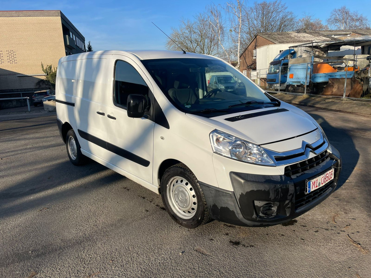 Citroën Jumpy HDi 125 FAP 29 L1H1 Kasten - Kleintransporter: das Bild 2 Citroën Jumpy HDi 125 FAP 29 L1H1 Kasten - Kleintransporter: das Bild 2