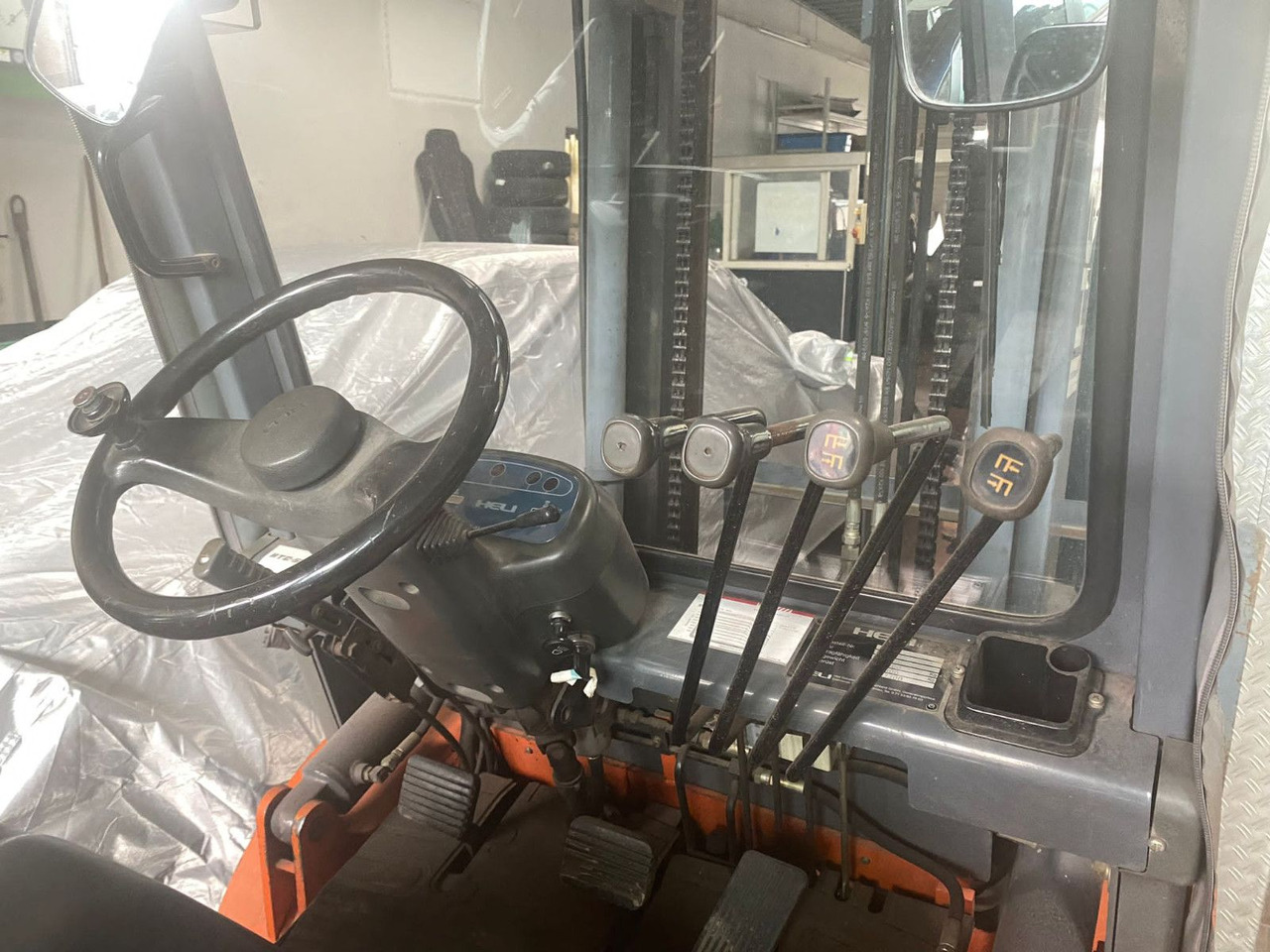 Heli D25 - Dieselstapler: das Bild 3 Heli D25 - Dieselstapler: das Bild 3
