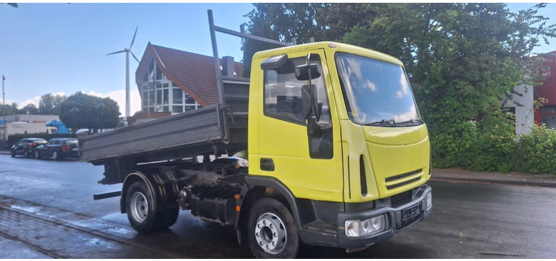 Iveco Kipper ML 100 E 80 - Kipper: das Bild 2 Iveco Kipper ML 100 E 80 - Kipper: das Bild 2