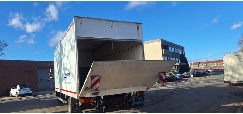 Iveco ML80E18 Koffer LBW - Koffer LKW: das Bild 5 Iveco ML80E18 Koffer LBW - Koffer LKW: das Bild 5