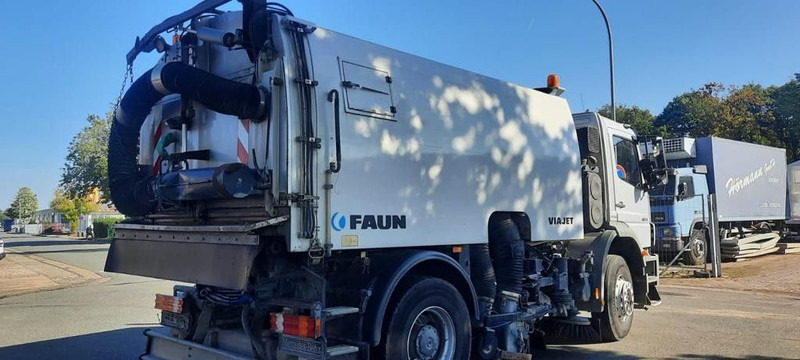 Mercedes-Benz 1824 Axor - Kehrmaschine: das Bild 4 Mercedes-Benz 1824 Axor - Kehrmaschine: das Bild 4