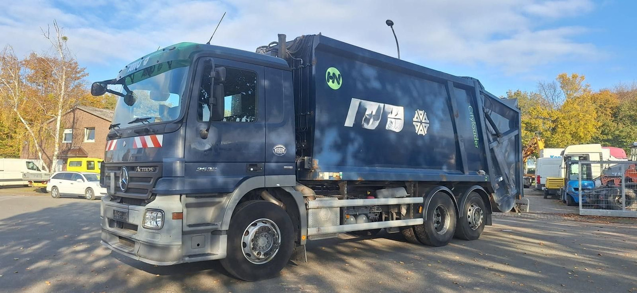 Mercedes-Benz 2632 Müllwgen 6x2 M.Haus E5 Blatt/Luft - Müllwagen: das Bild 3 Mercedes-Benz 2632 Müllwgen 6x2 M.Haus E5 Blatt/Luft - Müllwagen: das Bild 3