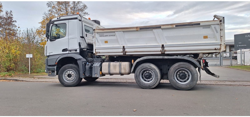 Mercedes-Benz 2648 3348 - Kipper: das Bild 5 Mercedes-Benz 2648 3348 - Kipper: das Bild 5