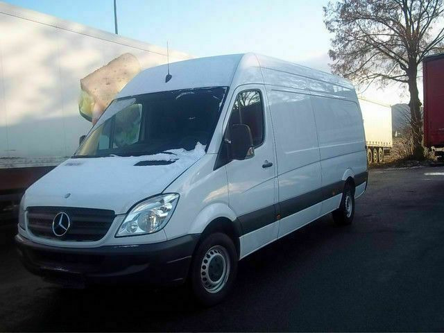 Mercedes-Benz 300-serie 311 Maxi Lang Hoch German Truck - Kastenwagen: das Bild 2 Mercedes-Benz 300-serie 311 Maxi Lang Hoch German Truck - Kastenwagen: das Bild 2