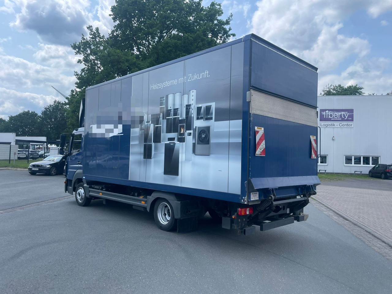Mercedes-Benz 818 Koffer mit LBW - Koffer Transporter: das Bild 4 Mercedes-Benz 818 Koffer mit LBW - Koffer Transporter: das Bild 4