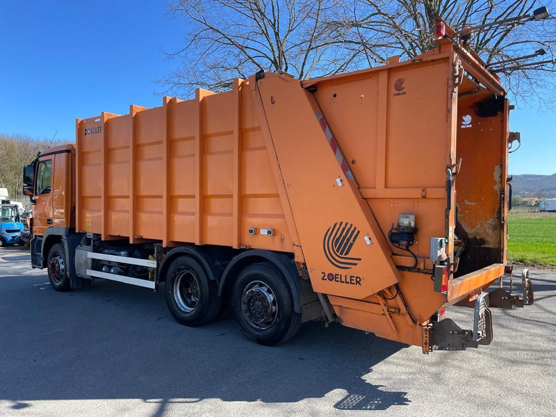 Mercedes-Benz Actros 2536 6x2 Blatt/Luft Müllwagen - Müllwagen: das Bild 4 Mercedes-Benz Actros 2536 6x2 Blatt/Luft Müllwagen - Müllwagen: das Bild 4