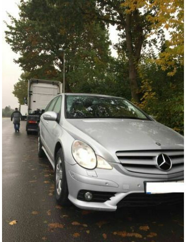 Mercedes-Benz R-Klasse 320 CDI L 4Matic 7G-TRONIC DPF AMG-Paket - Schrägheck: das Bild 1 Mercedes-Benz R-Klasse 320 CDI L 4Matic 7G-TRONIC DPF AMG-Paket - Schrägheck: das Bild 1