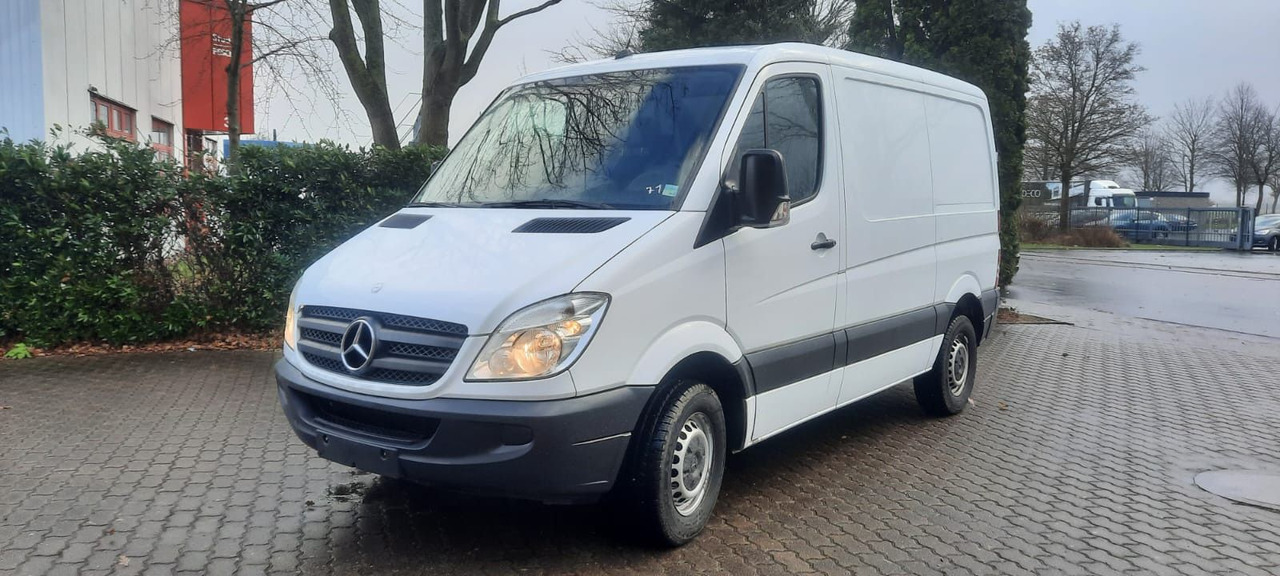Mercedes-Benz Sprinter 316 Kastenwagen - Kleintransporter: das Bild 2 Mercedes-Benz Sprinter 316 Kastenwagen - Kleintransporter: das Bild 2