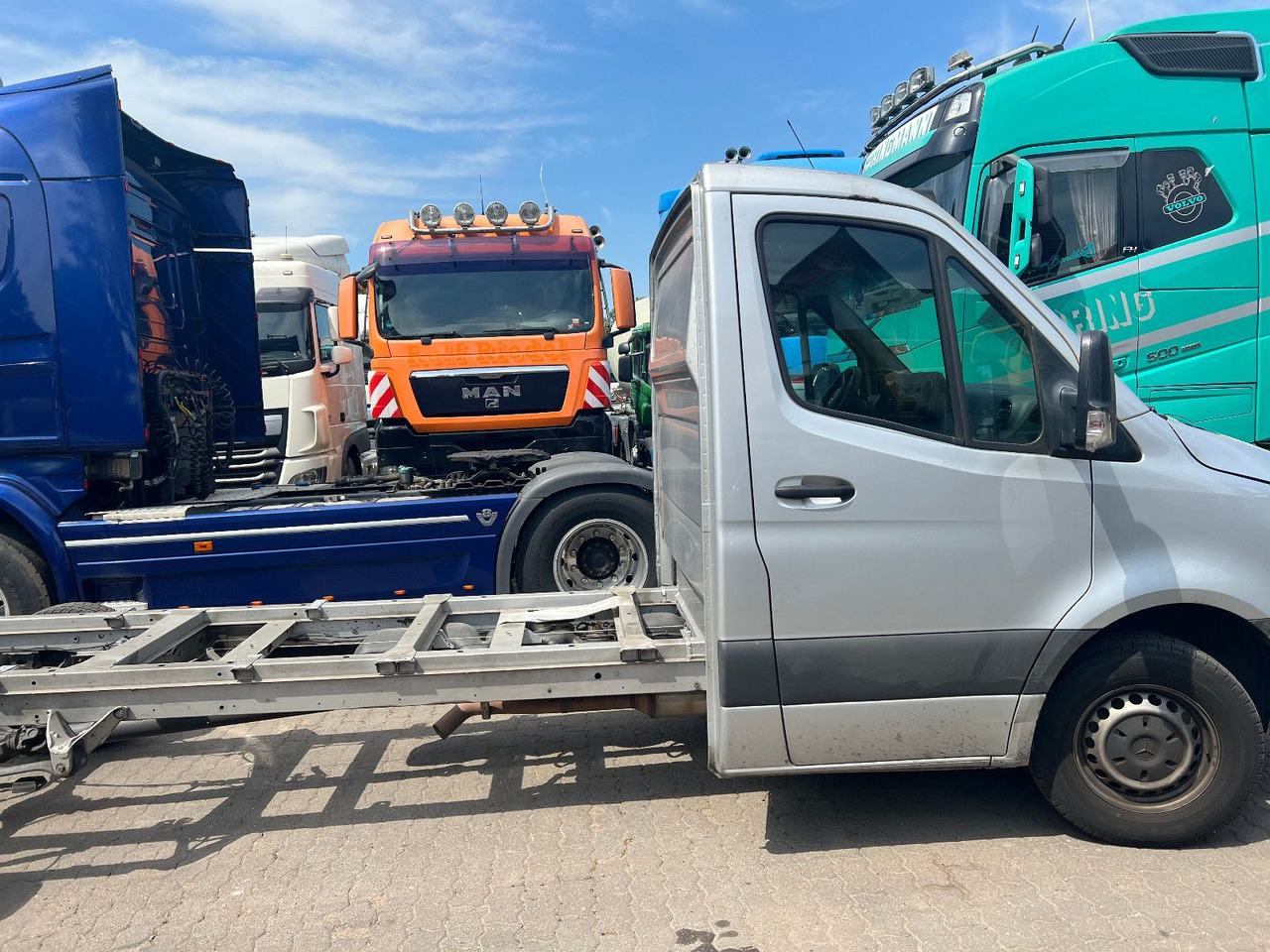 Mercedes-Benz Sprinter III 314 cdi Fahrgestell Klima Vollaust - Fahrgestell LKW: das Bild 4 Mercedes-Benz Sprinter III 314 cdi Fahrgestell Klima Vollaust - Fahrgestell LKW: das Bild 4