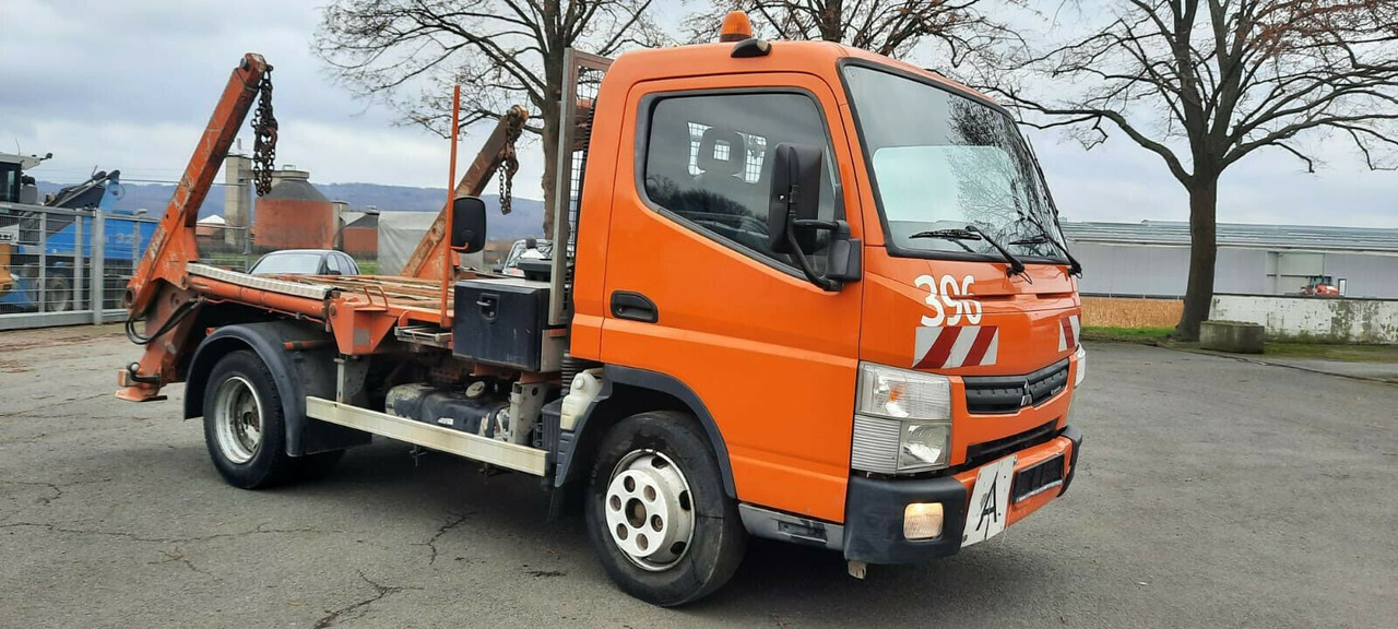 Mitsubishi Canter Absetzer Klima AHK Diff/Sperre - Absetzkipper: das Bild 1 Mitsubishi Canter Absetzer Klima AHK Diff/Sperre - Absetzkipper: das Bild 1