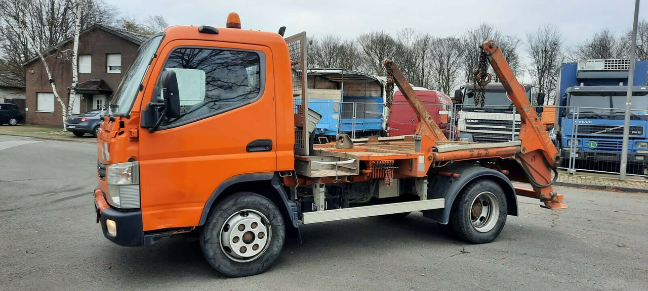 Mitsubishi Canter Absetzer Klima AHK Diff/Sperre - Absetzkipper: das Bild 3 Mitsubishi Canter Absetzer Klima AHK Diff/Sperre - Absetzkipper: das Bild 3