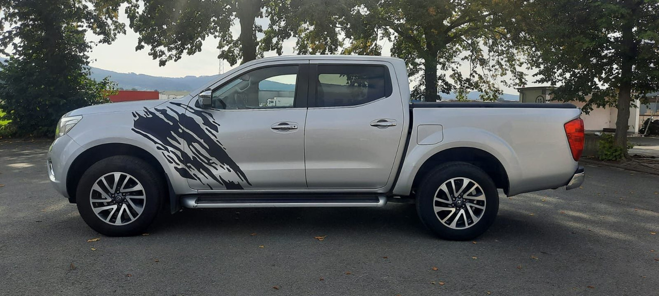 Nissan Navara NP300 N-Connecta Double Cab 4x4 - SUV/ Geländewagen: das Bild 2 Nissan Navara NP300 N-Connecta Double Cab 4x4 - SUV/ Geländewagen: das Bild 2