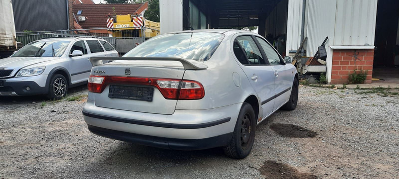 SEAT Toledo Signo 1,8 20V Autom - PKW: das Bild 3 SEAT Toledo Signo 1,8 20V Autom - PKW: das Bild 3