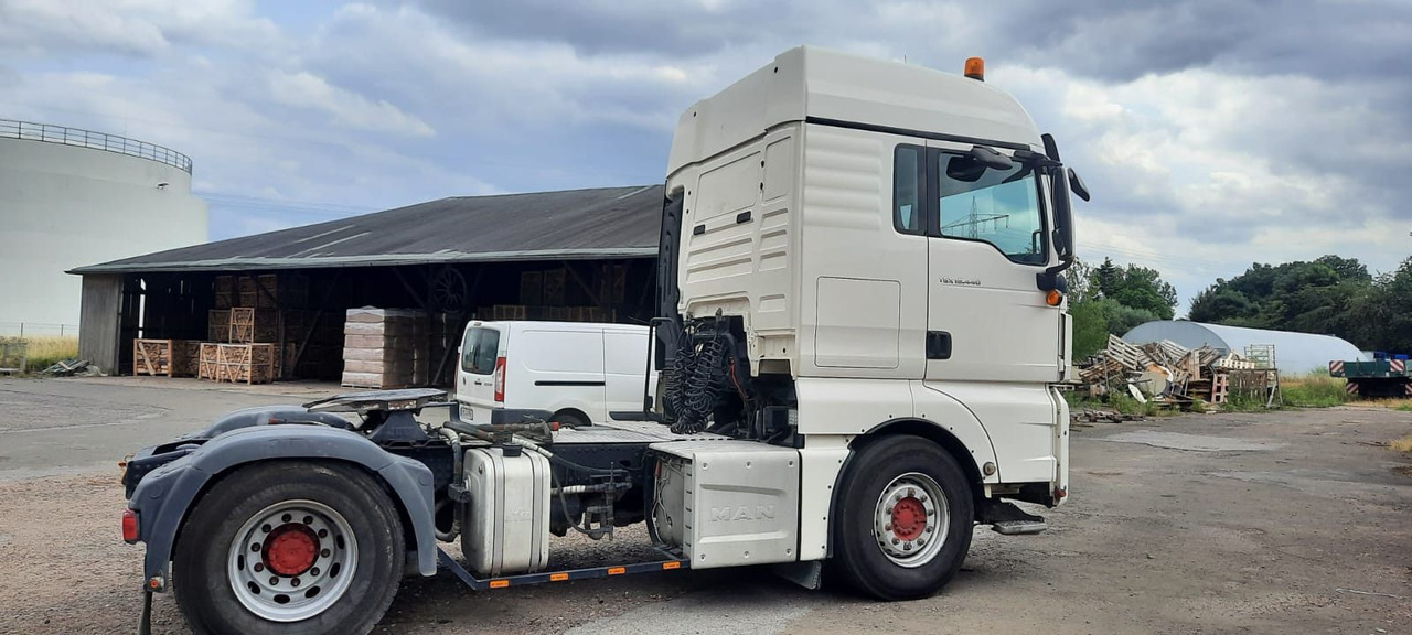 MAN TGX 18.440PS Kipperhyd. 1-Hand - Sattelzugmaschine: das Bild 3 MAN TGX 18.440PS Kipperhyd. 1-Hand - Sattelzugmaschine: das Bild 3