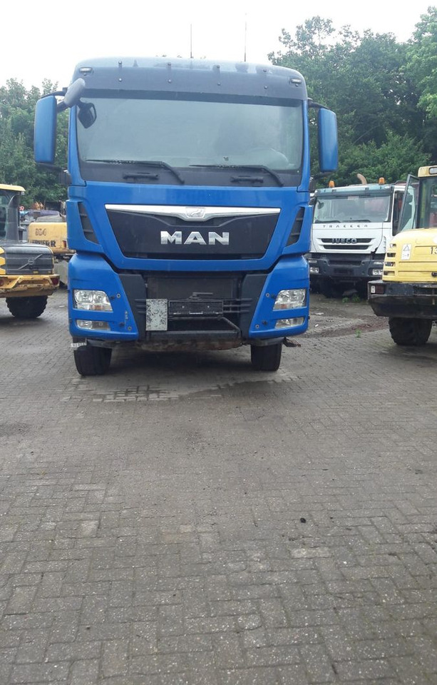 MAN TGX 18.460PS 4x4 Hydrodrive - Sattelzugmaschine: das Bild 2 MAN TGX 18.460PS 4x4 Hydrodrive - Sattelzugmaschine: das Bild 2