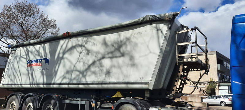 Schmitz Cargobull 3-Achser 48 qubik Getreidekipper - Kipper Auflieger: das Bild 2 Schmitz Cargobull 3-Achser 48 qubik Getreidekipper - Kipper Auflieger: das Bild 2