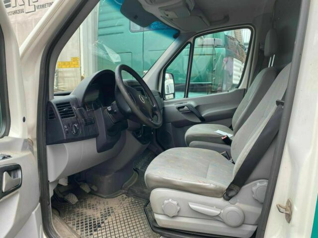 Volkswagen Crafter TDI Lang/Klima 3-Sitzer - Kastenwagen: das Bild 4 Volkswagen Crafter TDI Lang/Klima 3-Sitzer - Kastenwagen: das Bild 4