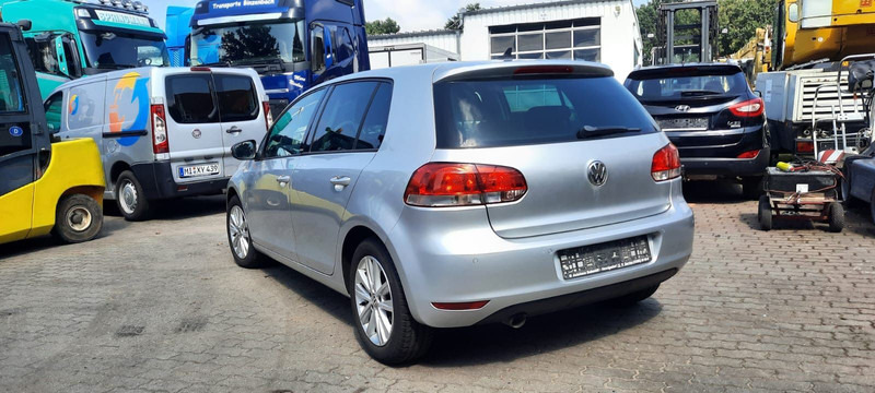 Volkswagen Golf - PKW: das Bild 2 Volkswagen Golf - PKW: das Bild 2