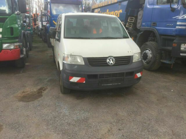 Volkswagen Transporter Pritsche Doka - Pritsche Transporter: das Bild 2 Volkswagen Transporter Pritsche Doka - Pritsche Transporter: das Bild 2